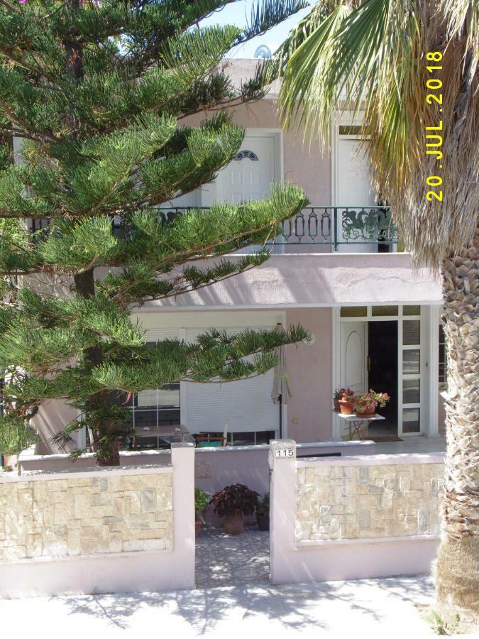 Spacious Apartment Corinth Exterior foto